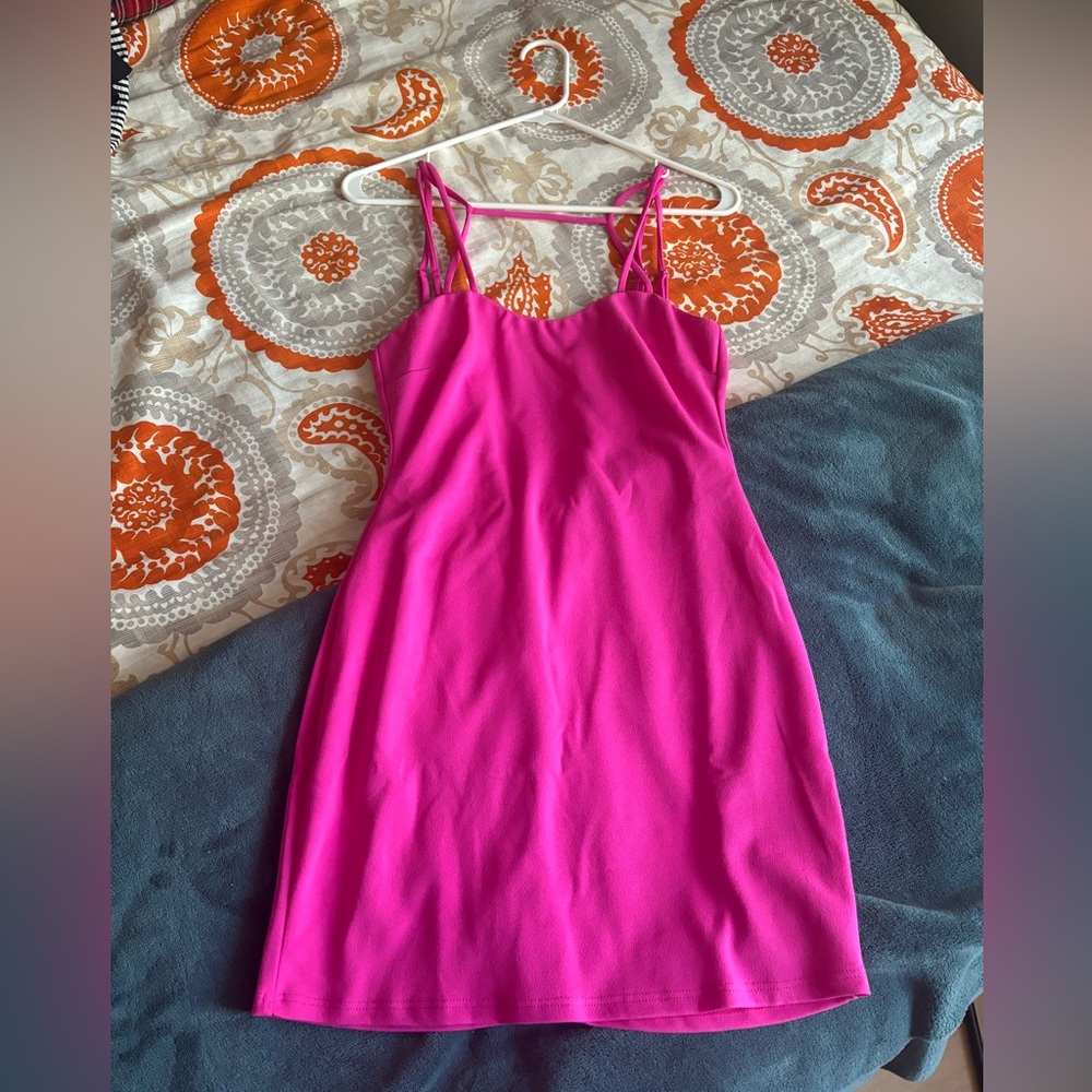 Lulus pink dress